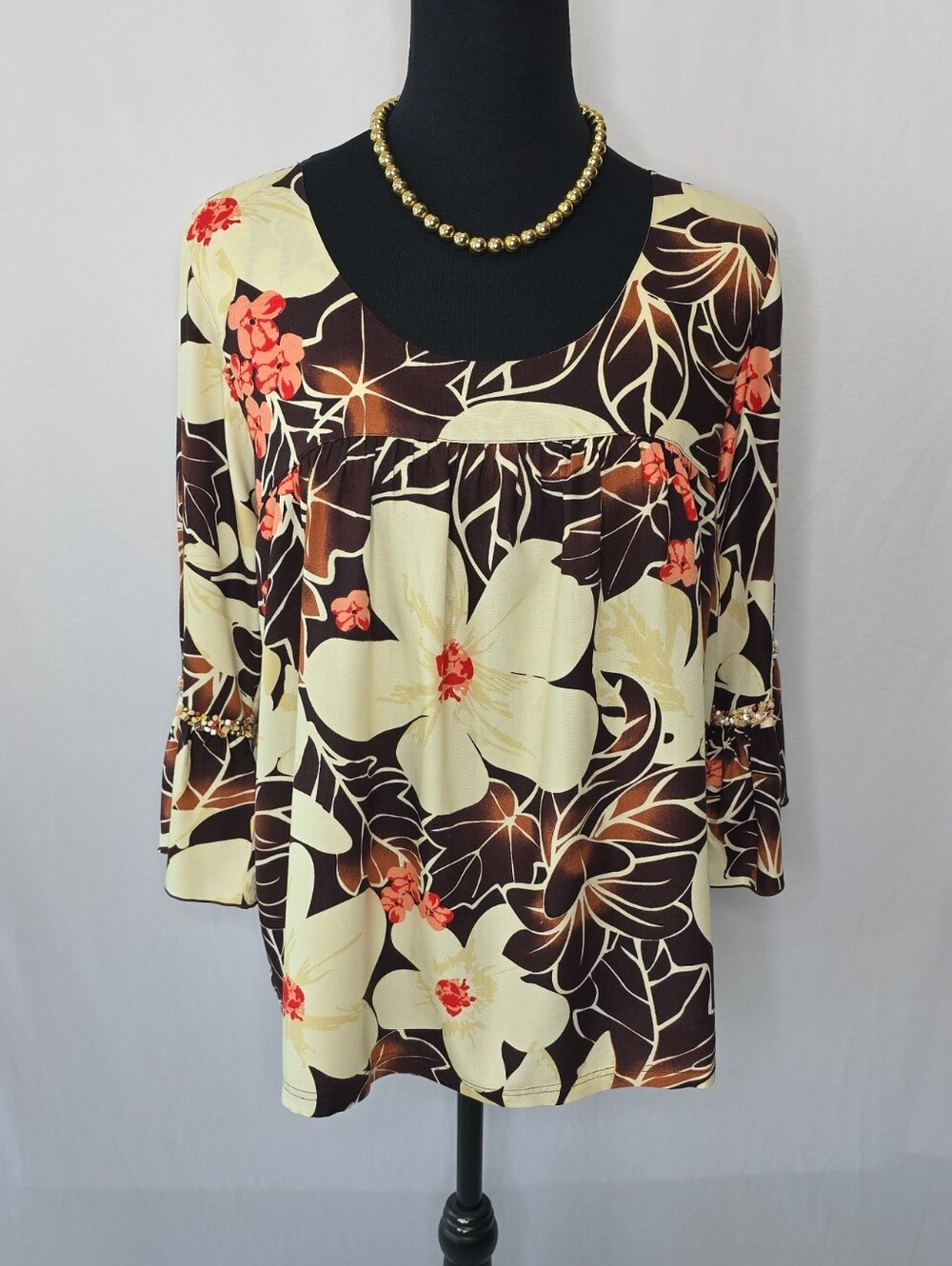 Scoop Neck Floral Tunic Top in Cream and Brown